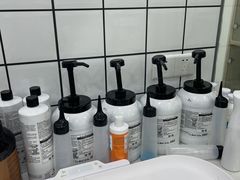 -Pets First伊珊娜洗护·精致美容·家庭式寄养(新会路店)