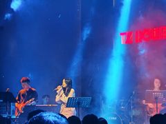 -TZ House音乐现场(来福士中心店)