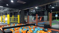-蹦贝运动中心·蹦床·攀岩·闯关(龙岗店)