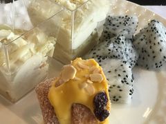 -咖啡苑自助餐厅·中国大饭店