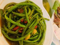 -马尔龙新疆饭店·清真(瑞景店)