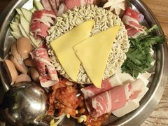 -恩你小木屋·韩式料理(假日广场店)