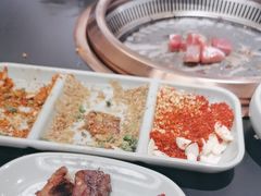 -梨花甄选自助烤肉(小寨原力场店)