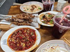 -歹歹的加个面过油肉拌面