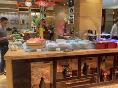 -上海皇廷花园酒店·西餐厅·自助餐