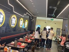 -胖哥俩肉蟹煲(湖滨银泰in77店)