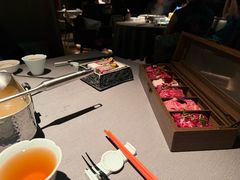 -左庭右院鲜牛肉火锅黑金店(陆家嘴中心店)