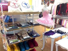 店内环境-上海路易十四芭蕾良品舞蹈用品店(美丽华商务中心店)