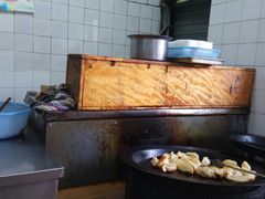 -黄阿姨锅贴大王(万航渡路店)