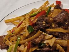 -牛八宝桂林米粉(八里庄店)