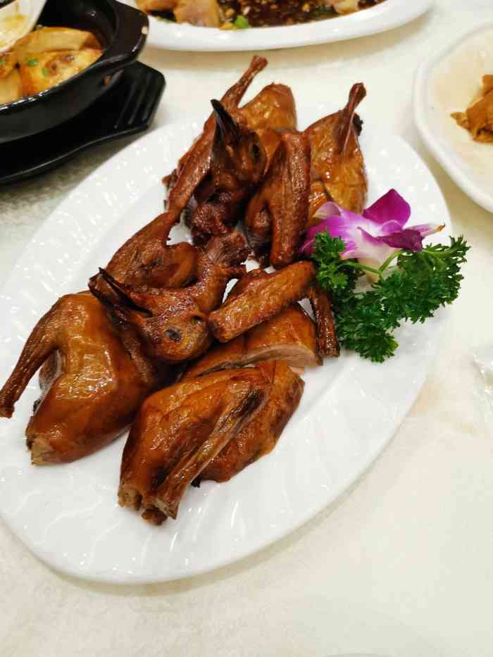 顺德佬(特发店)-"常去的一家店,喜欢的菜也挺多,东山羊 椒.