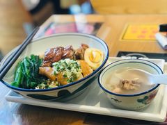 -彩虹站·香港烧腊茶餐厅
