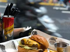 -Grinder 绞肉机汉堡(武定路店)