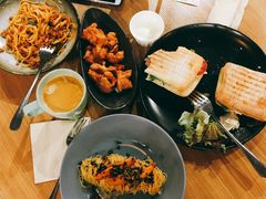 -HELLO 27 意面·沙拉·帕尼尼