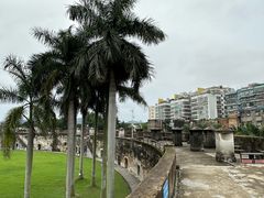 -石炮台公园