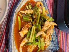 -香巴拉云南餐厅(华莱坞店)