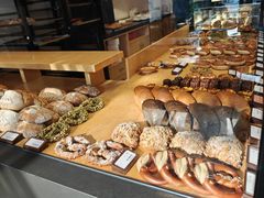 -LANLIZI BAKERY(COSMO店)