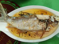 油盐焗鲮鱼-贞楼食莊