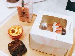 -Yearn Tours妍图(昆山万象汇店)