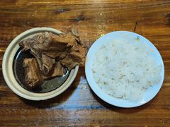 -万和春排骨砂锅米饭(湖北路店)