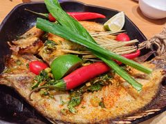 香茅草烤罗非鱼-云海肴·汽锅鸡·云南代表菜(东坝金隅店)