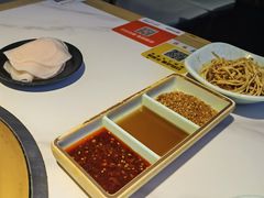 -猪啊牛呀羊啊铜盘烤肉(正大广场店)