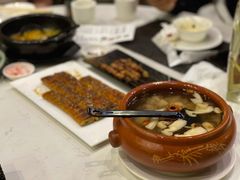 汽锅鸡-滇越乘象云南餐厅(豆各庄店)