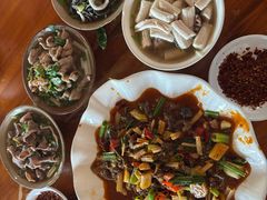 -周记翘脚牛肉