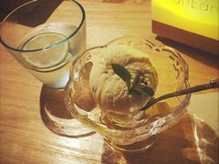 -三两三民谣咖啡清吧