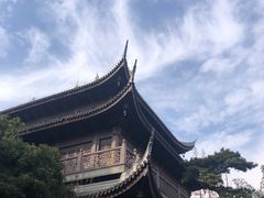 -龙华寺
