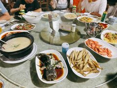 -四川小胡子海鲜(丁村万人海鲜广场店)