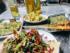 -老班长·小龙虾·鲜货烧烤大排档(金街美地店)