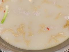 -老来福·非遗酸汤兔(凯旋路店)