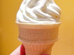 甜筒-麦当劳(广州新港东路第二分店)