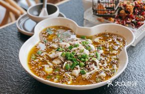 Golden Soup Sturdy Fish