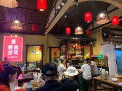 -富正毅三下锅·湘西韵味(天门山索道店)