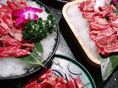 -韩烧牛中牛·甄选黑牛烤肉(黑金店)