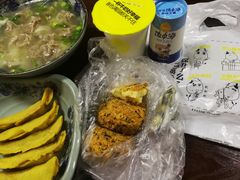 -老新隆牛肉锅贴(新街口店)