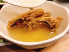 补气锅底-月亮房·白斩鸡(娄山关路店)