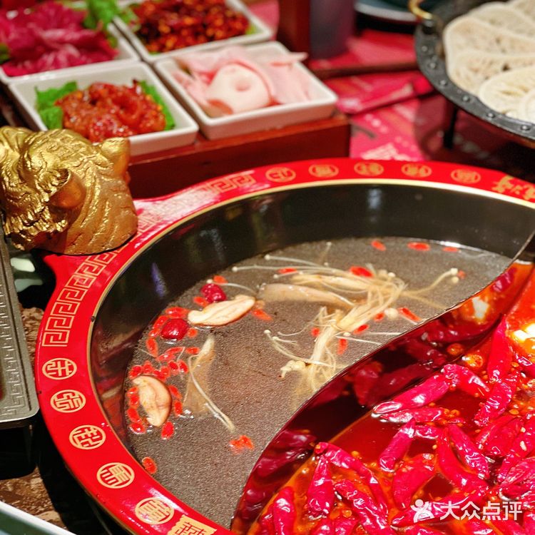 一秒穿越三国故事,来五虎将火锅尝鲜