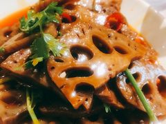 -巴厘龙虾·榜首油焖大虾(音乐学院·沿江酒馆店)