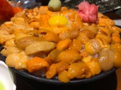 三色海胆饭-魔丼屋(日月光店)