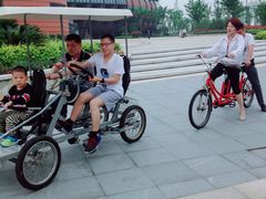 -上海滴水湖皇冠假日酒店