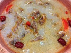 -阿婆情腊排骨火锅(金虹路店)