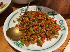 -一坐一忘云南菜(嘉里中心店)
