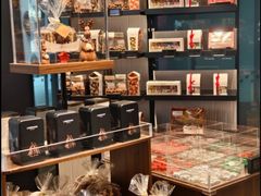 -Laderach 莱德拉(上海环贸iapm店)
