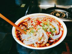 -张大胡子鱼头火锅酒楼(长益路店)