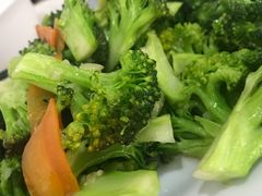 -YI PIN JU 一品居中餐厅 中国超市