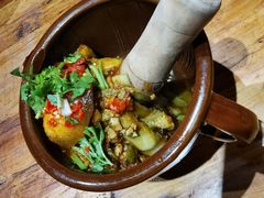 -老滇山寨•云南特色菜•地方菜•民族风情歌舞表演(金碧店)