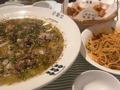 -渔语鱼新川菜Bistro(万象天地店)